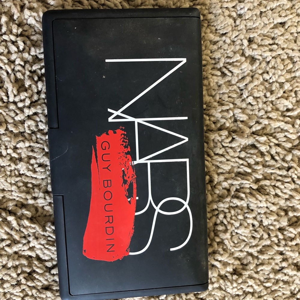 *Limited edition * NARS Guy Bourdin” blush